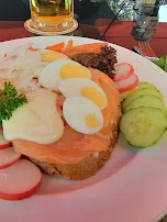 Lachsbrot Reichlich Garniert